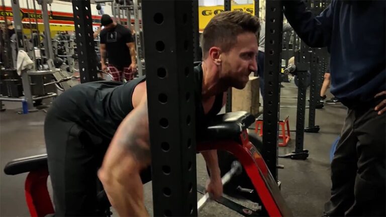 chest-supported-row-for-a-bigger-back-superhuman-fitness